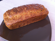 Cake au chèvre, aux noix et au raisin