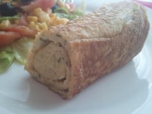 Roulé d'omelette aux courgettes