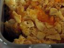 Tian d'abricots nappé de pâte sablée aux amandes