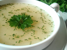 Soupe parfumée aux herbes