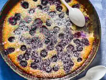 “Un basique rapide qui s’adapte à tous les fruits !” : la cheffe étoilée Stéphanie Le Quellec partage sa recette du clafoutis