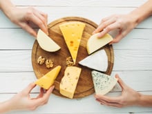 Quels fromages peut-on manger quand on est intolérant au lactose ?