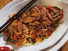 Porc sauté aux nouilles chinoises