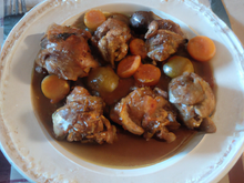 Chapon aux marrons et aux airelles