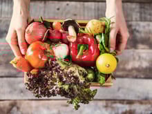 Marre du gâchis ? Voici quoi faire de vos fruits et légumes périmés !