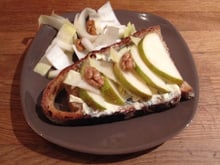 Tartine aux poires et Saint Agur