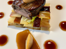Magret farci au Foie Gras du Sud Ouest Millefeuille du Nord Endive et Pomme, Caramel à la Bière