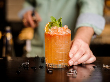 Comment faire un Frozen Spritz, ce cocktail ultra-frais parfait quand il fait chaud ?