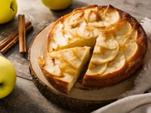 Ce gâteau aux pommes ultra simple est prêt en quelques minutes et super modulable