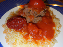Riz à l'espagnole : corned beef et coulis de tomates