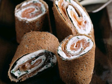 Crêpes au saumon et au Philadelphia Fines Herbes