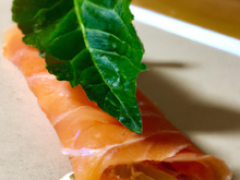 Feuille de brick et saumon cru.