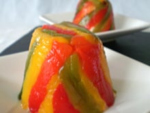 Petits dômes de poivrons au surimi et tartinade de carottes, poire et noix de coco