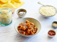 Dés de poulet caramélisés, sauce pimentée