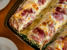 Rouleau d'épinard au jambon gratiné à la béchamel