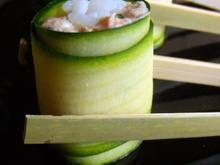 Courgettes en sushi de saumon