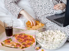 Voici pourquoi vous avez du mal à vous arrêter quand vous grignotez des chips