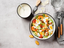 "Cette sauce est si crémeuse et si saine à la fois" : une diététicienne partage une version allégée d’une sauce qu’on adore tous !