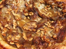 Redécouvrez enfin l'aubergine avec cette recette de tatin salée absolument magique et fondante