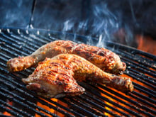 Cuisses de poulet au barbecue et sa marinade