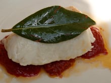 Dos de merlu aux tomates rôties