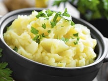 10 trucs sympas à ajouter dans une purée maison