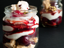 Verrine meringue et cerise