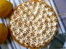 Tarte au citron meringuée sur sablé breton