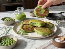 Petits pains express aux petits pois : la recette magique à faire sans four