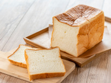 “Vous allez voir, c’est super simple” : Norbert Tarayre nous apprend à réaliser un pain de mie maison facilement