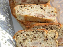 Cake roquefort poire et noix