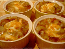 Endives caramélisées au chèvre fondu