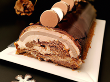 Bûche de Noël glacée au chocolat, vanille et speculoos