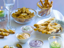 Dip de feuilletés torsadés grillés et petits toasts