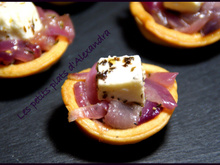 Tartelette à l'oignon rouge et feta