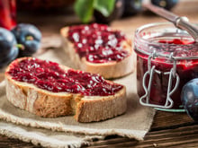 L'ingrédient insoupçonné pour rattraper facilement une confiture qui n'a pas figé