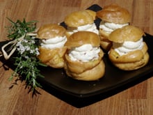 Choux à la chantilly de saumon fumé