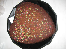 Gâteau au chocolat et morceaux d'amandes