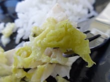 Dos de lieu noir poché au lait de coco et chou vanillé