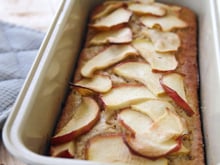 Gateau à la farine de sarrasin et aux pommes