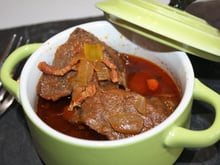 Sauté de veau aux olives et chorizo