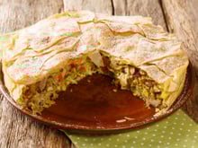 Pour une recette qui change avec les courgettes, testez cette délicieuse et croustillante de pastilla !