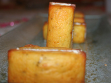 Bouchées pesto-parmesan, garniture au chèvre et miel