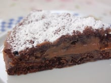 Gâteau au chocolat macaronné