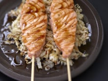 Plancha de Saumon écossais Label Rouge caramélisé, croquant de chou chinois