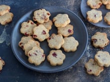 Sablés sans gluten aux cranberries (sans oeufs, sans beurre)