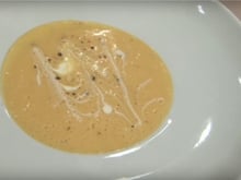 Soupe à l'ail crémeuse