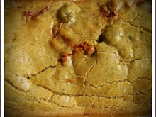 Cake aux olives et tomates séchées sans gluten