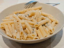 Penne sauce roquefort vodka