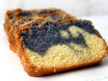 Cake marbré sucré à la pomme de terre vitelotte